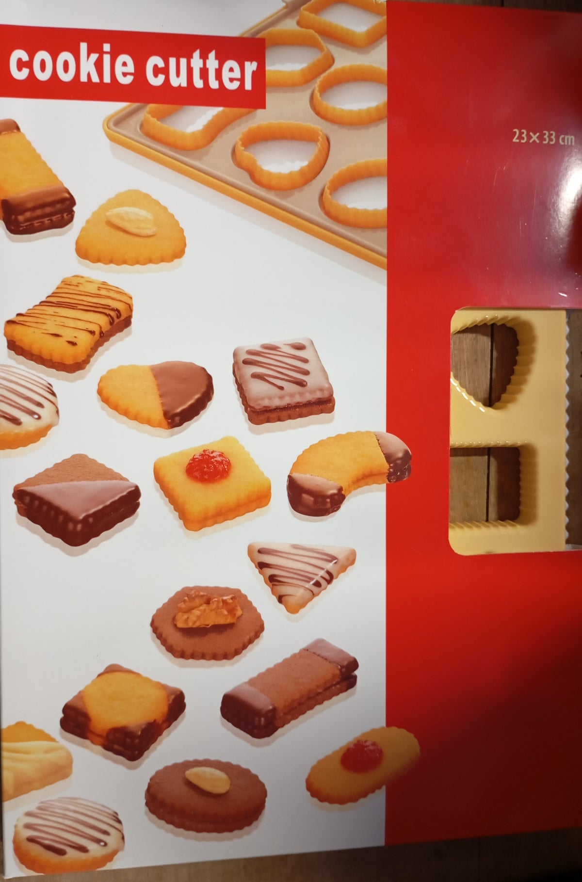 Découpoir petits fours 24 pièces