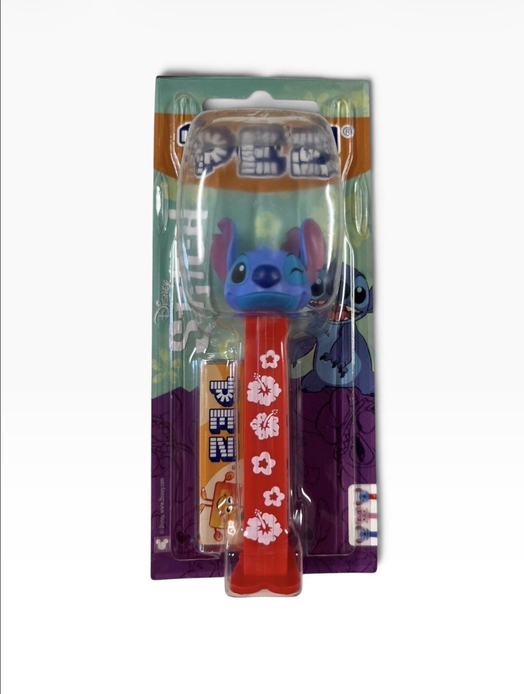 PEZ  Stitch : 1 distributeur + 1 recharge goût fruit